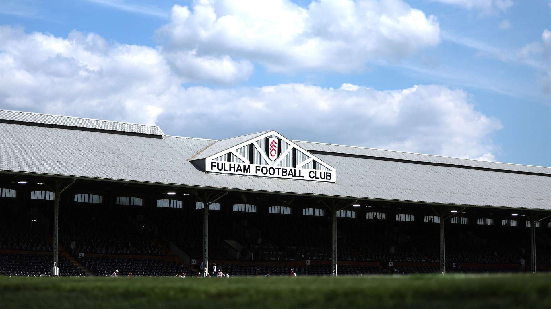 多財力雄厚 多財力雄厚